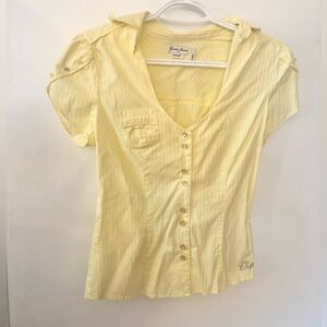 Vintage y2k Guess blouse - pastel butter yellow collared preppy 2000s mcbling